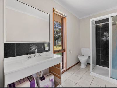 68 paterson road , Shepparton