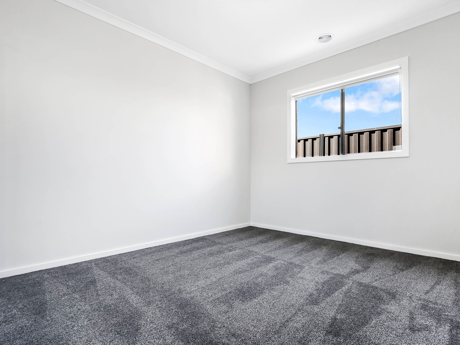 39 Tecoma Street, Manor Lakes