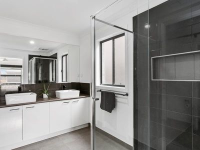 42 Castillo Avenue, Clyde North