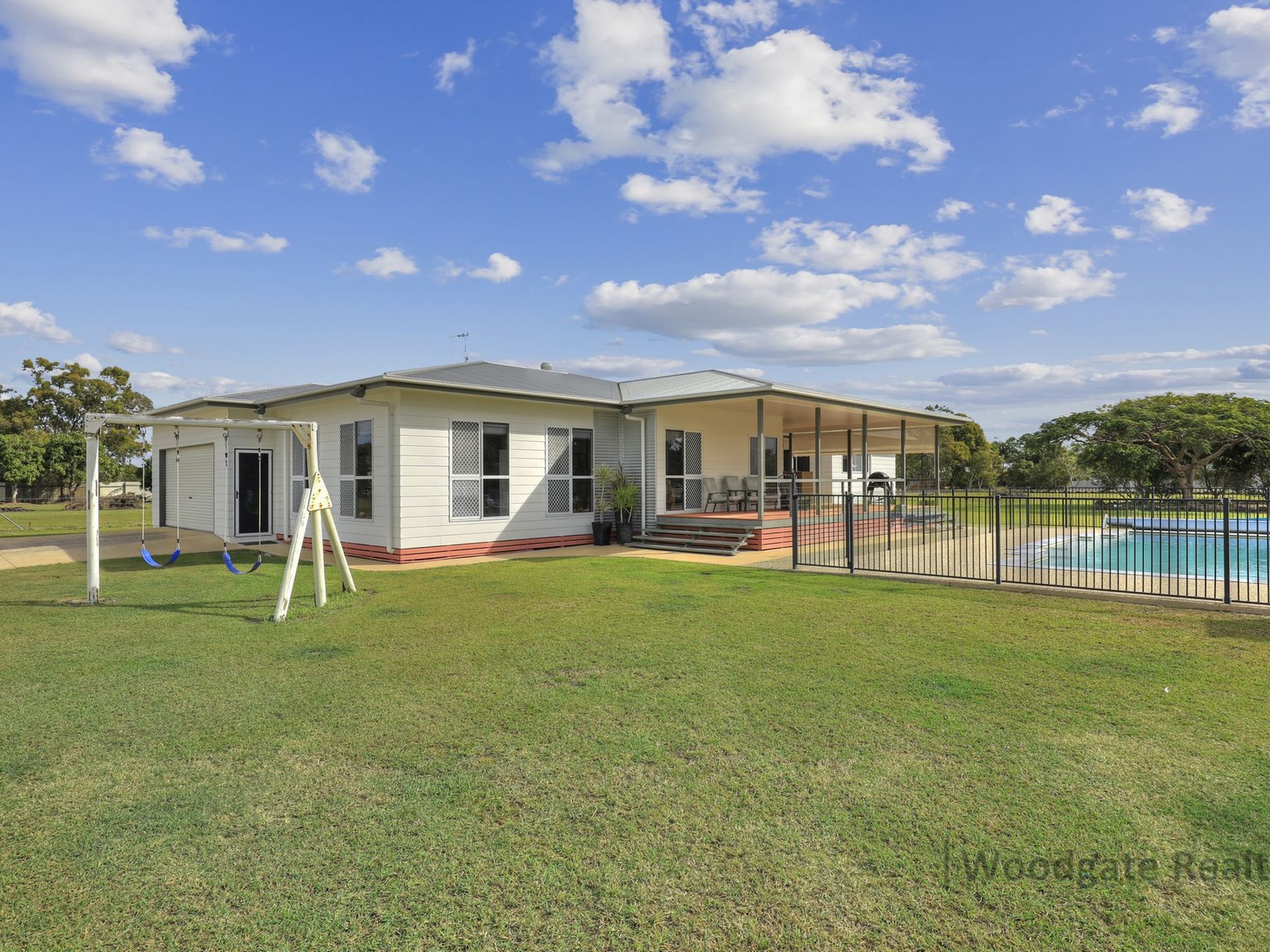 2 Clydesdale Avenue, Branyan
