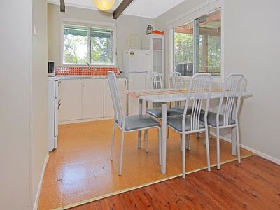 18 Manning Avenue, Narrawallee