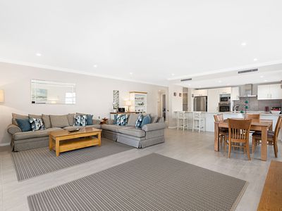 15 Seaside Avenue, Yanchep