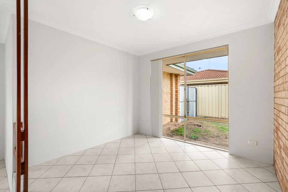 5 LISBON PLACE, Warnbro