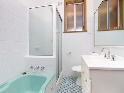 32 Minnegang Street, Warrawong