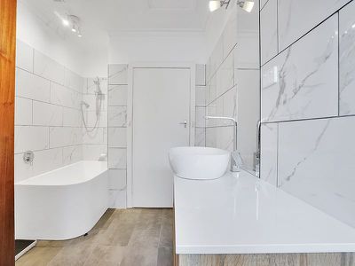 1 / 136 Hoffmans Road, Essendon