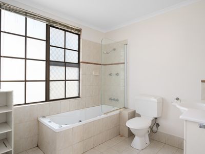 111 Varden Street, Piccadilly