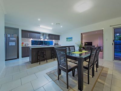 22 Feathertail Place, Gumdale