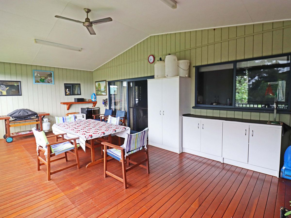 34 STORER STREET, Atherton