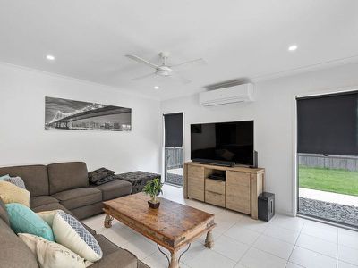 48 Hughes Road, Urangan