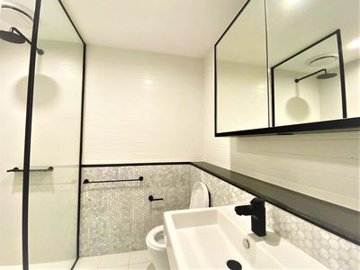 601 / 2H Wentworth Park Road, Glebe