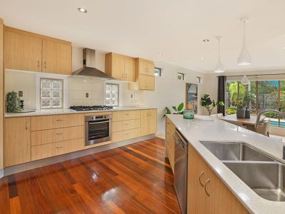 7 Bonaire Court, Kawana Island