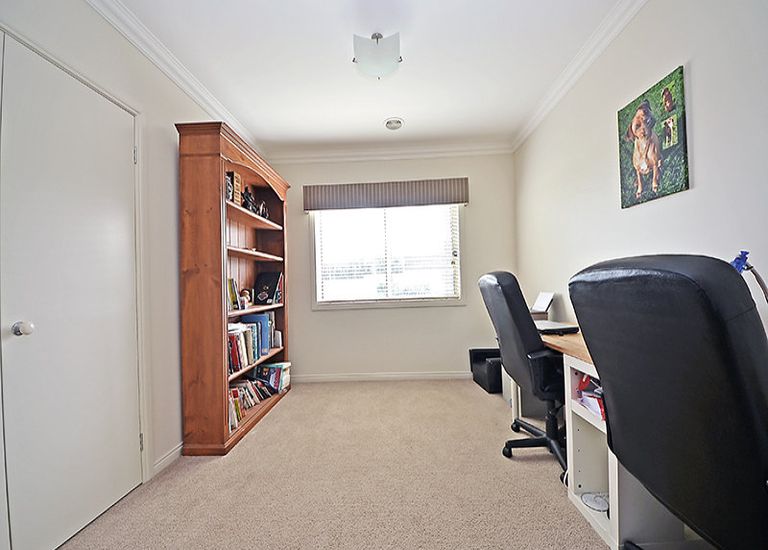 3 Sanford Court, Portland