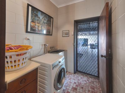 5 INARLINGA ROAD, Cowley Beach