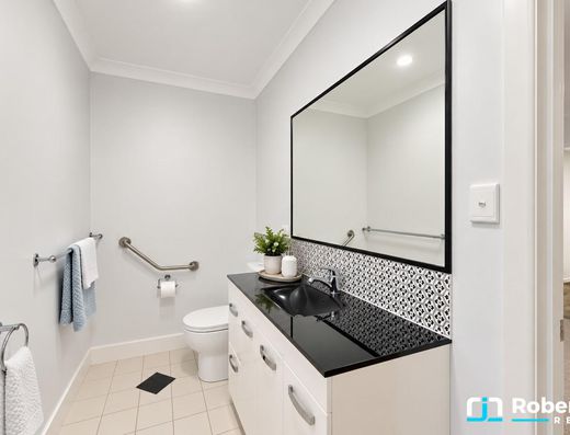 Versatile Family Living in Old Tewantin with only One Neighbour image 28