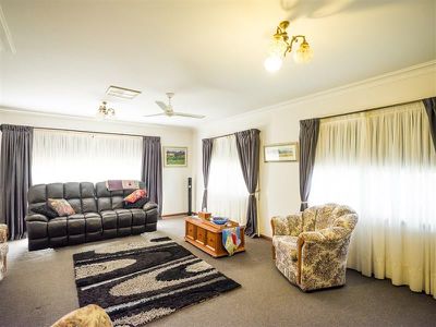 9 Hillview Lane, Eugowra