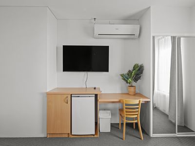 207 / 12 Victoria Avenue, Perth