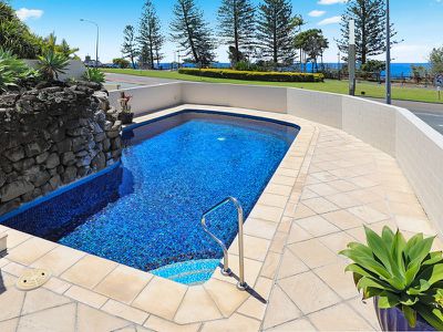 21 / 2 Meta Street, Mooloolaba