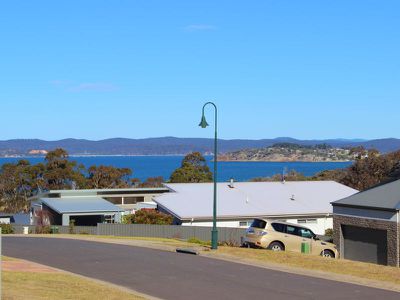 23 Trumpeter Avenue, Eden