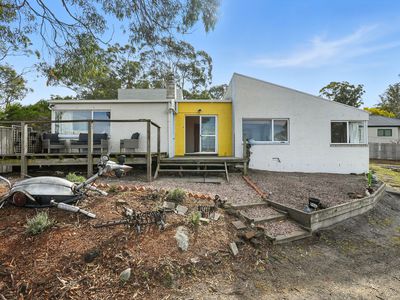 13 Hardner Court, Carlton