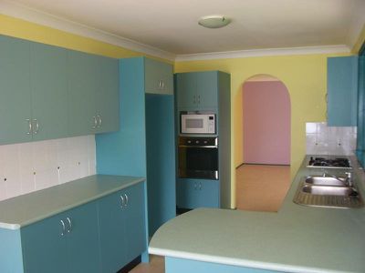 9 Waterside  Ave, Sunshine