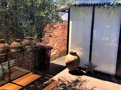 99 Page Street, Albert Park