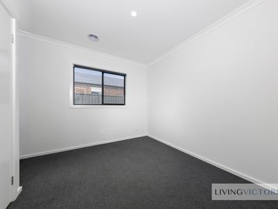 7 Benson Drive, Werribee