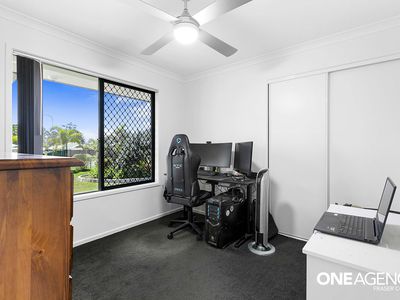57 Ronaldo Way, Urangan