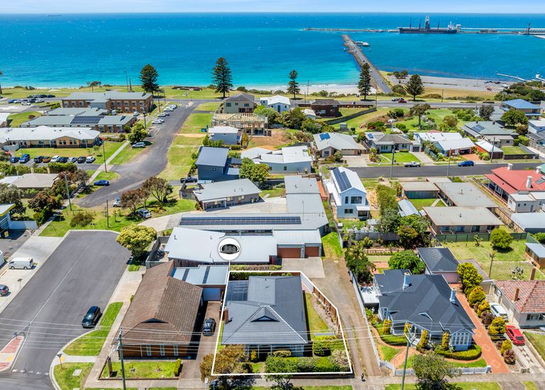 140A Percy Street, Portland