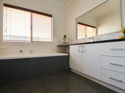10 Dowding Way, Port Hedland