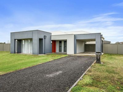 2 Grey Terrace, Millicent