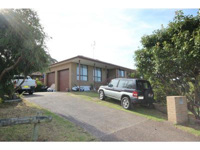 Unit 2 / 53 The Fairway, Tura Beach