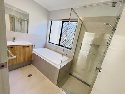13 Baird Road, Morayfield