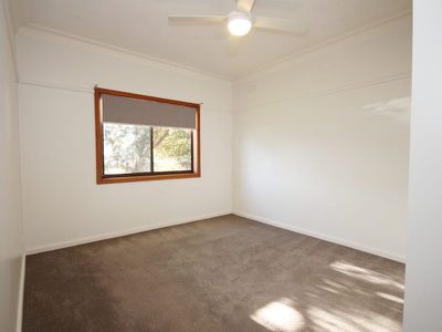 27 Hinchley Street, Wangaratta