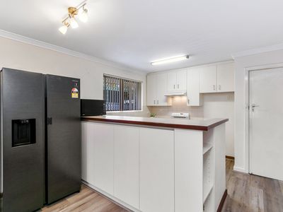 2 / 13 Poplar Street, Willetton