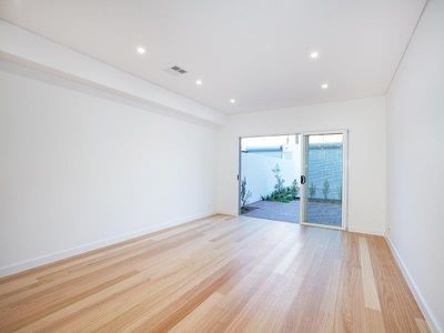 7B Victoria Street, Alexandria