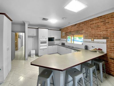 6 Brahman Street, Forbes