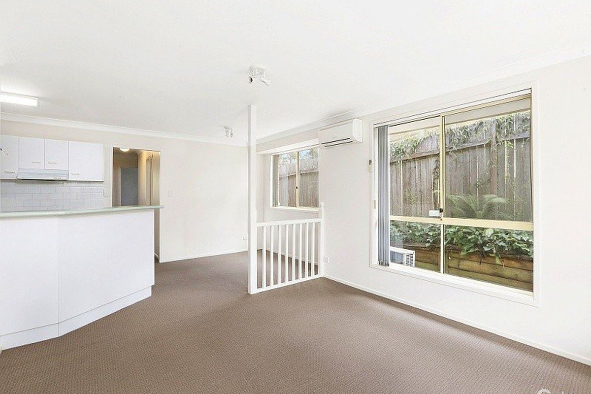 2-12 Kurrajong Close, Springfield