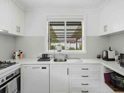 17 Parish Crescent, George Town