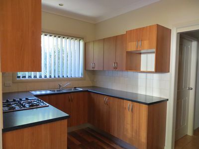 66 Rowland ave, Wollongong