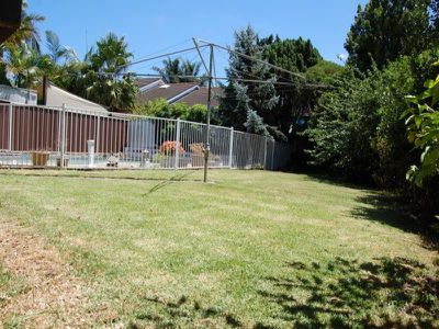 4 Knock  Cres, Beverly Hills