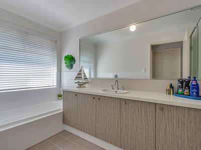 67 Lindsay Beach Boulevard, Yanchep