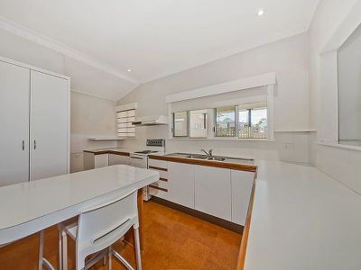 134 Coreen St, Wynnum