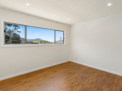219 Waples Road, Farmborough Heights
