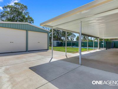 66 Ibis Boulevard, Eli Waters