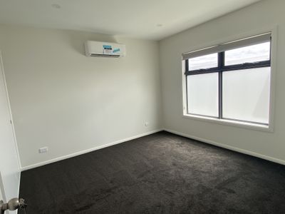 3 / 18 Whitelaw Street, Reservoir