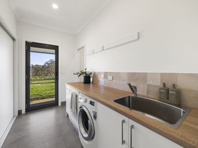 24 Hollams Road, Mansfield
