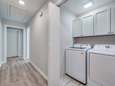 2414 East Kiest Boulevard, Dallas, TX, International