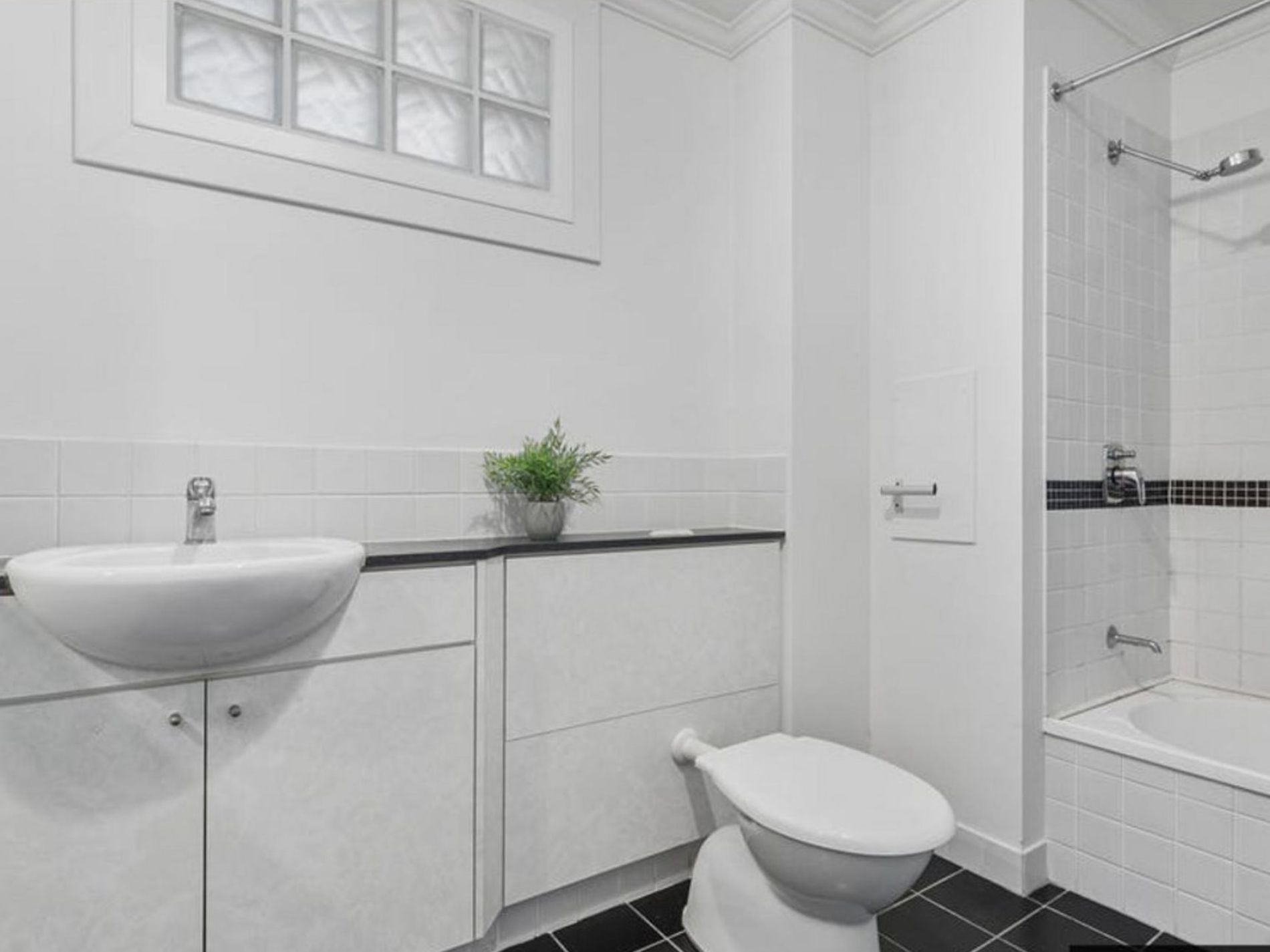 14j / 811 Hay Street, Perth