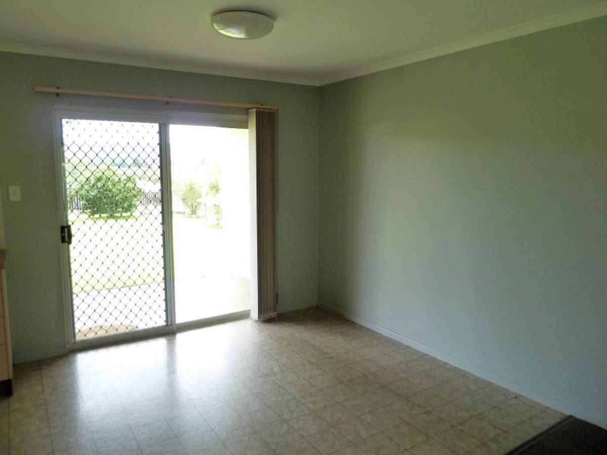 27 Goldview Street, Atherton