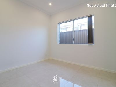 4 / 5 Darwin Street, West Ryde